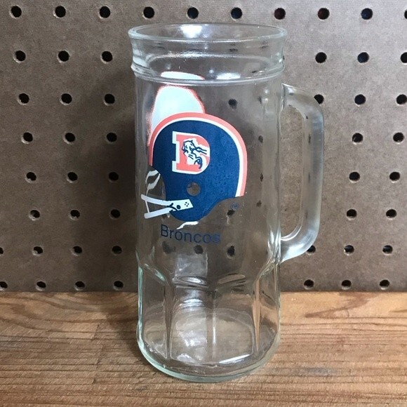 Denver Broncos NFL FOOTBALL SUPER VINTAGE Fisher Peanuts Beer Stein Glass Mug! - Picture 1 of 11